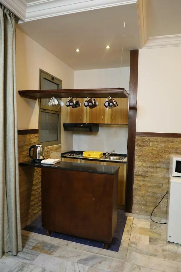 Viccini Suites بيروت 0*,
