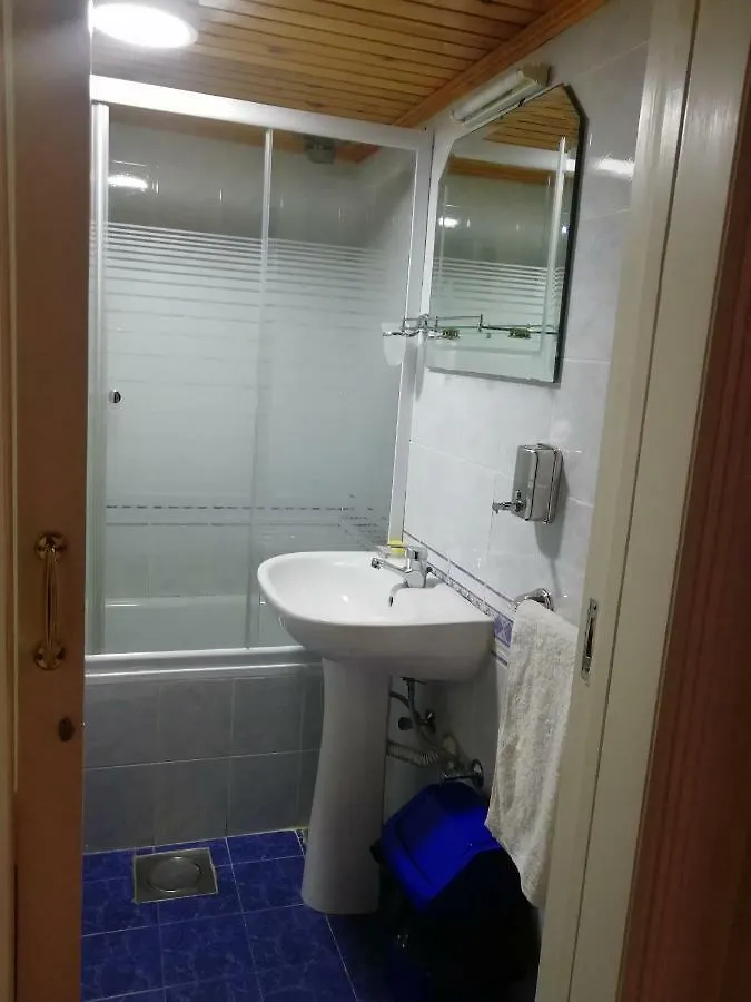 Viccini Suites بيروت 0*,