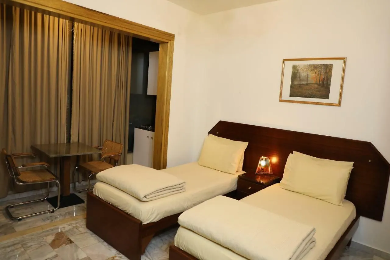 Viccini Suites بيروت 0*,  لبنان